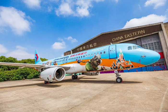 东航联手上海迪士尼推出“疯狂动物城”主题彩绘飞机