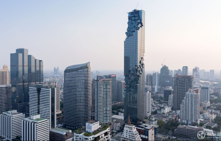 泰国第一高楼 MahaNakhon